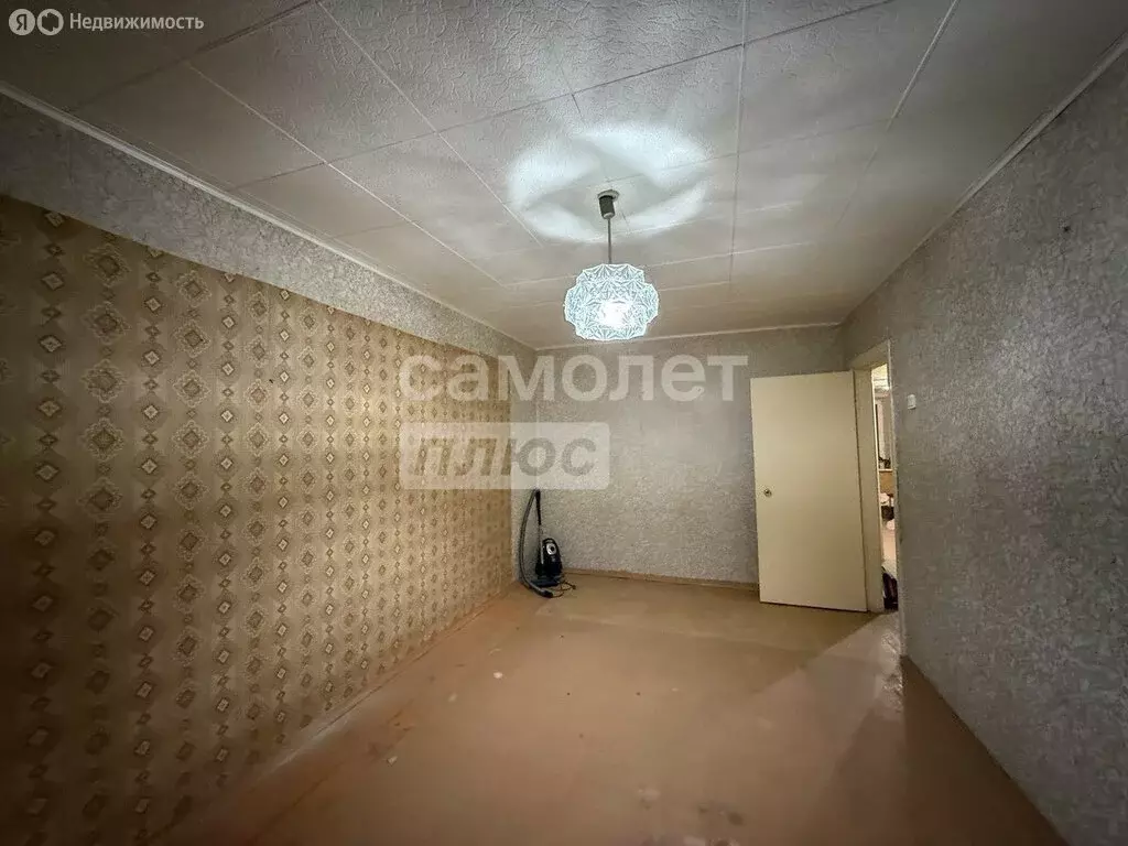 3-комнатная квартира: Липецк, Киевская улица, 1 (60 м) - Фото 1