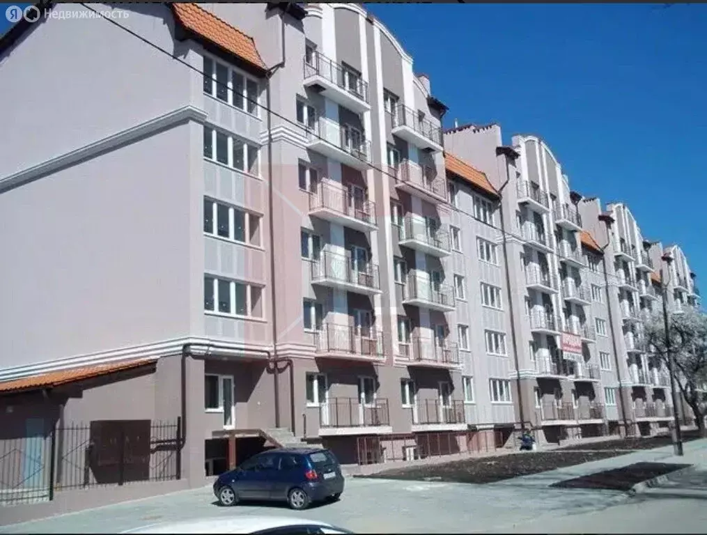 1-комнатная квартира: Калининград, улица Глинки, 1 (43 м) - Фото 0