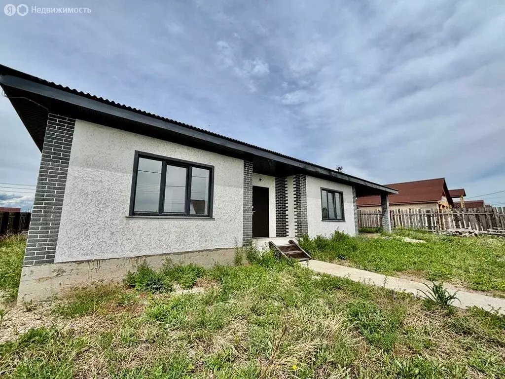 Дом в Грановщина, улица Ивана Баширина, 32 (220 м) - Фото 1