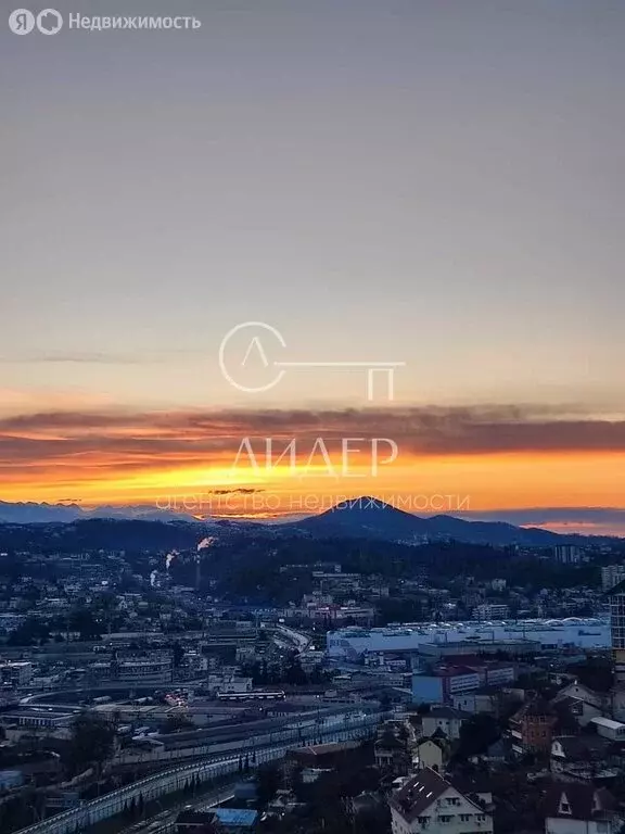 3-комнатная квартира: Сочи, Виноградная улица, 116А (43 м) - Фото 1