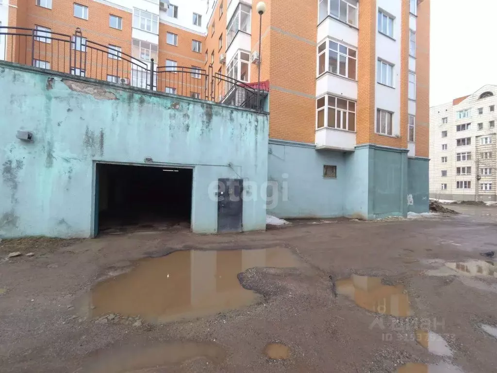 Гараж в Коми, Сыктывкар Советская ул., 3 (20 м) - Фото 0