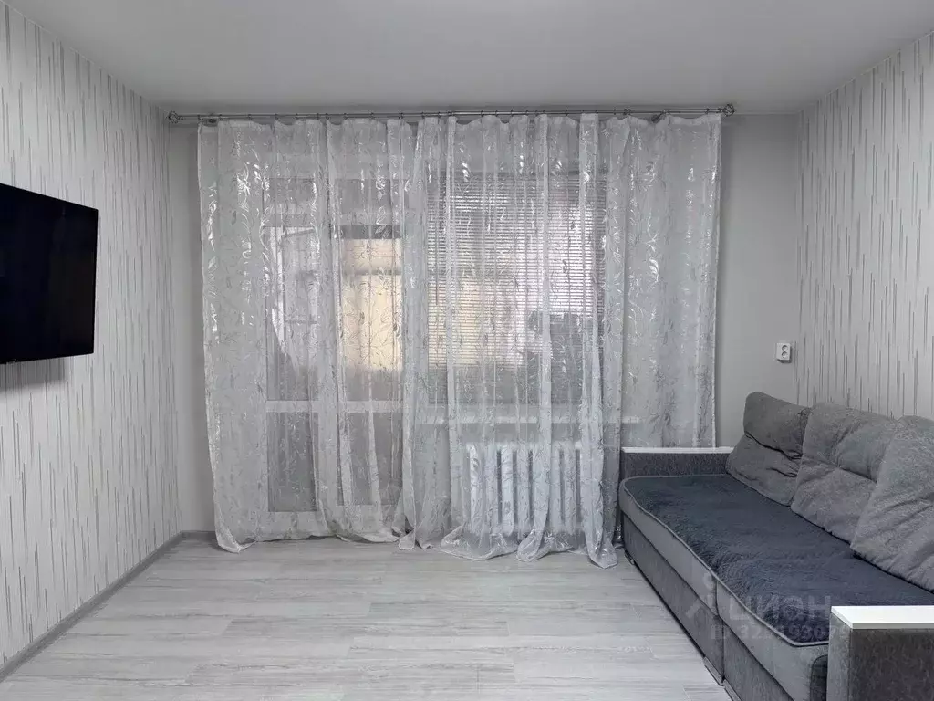 3-к кв. Омская область, Омск ул. Авиагородок, 1 (87.2 м) - Фото 1