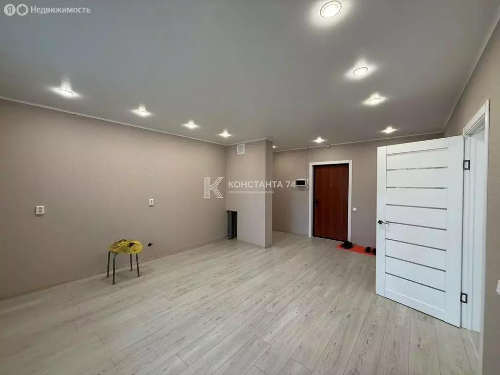 1-комнатная квартира: Миасс, улица Богдана Хмельницкого, 56 (40.7 м) - Фото 1