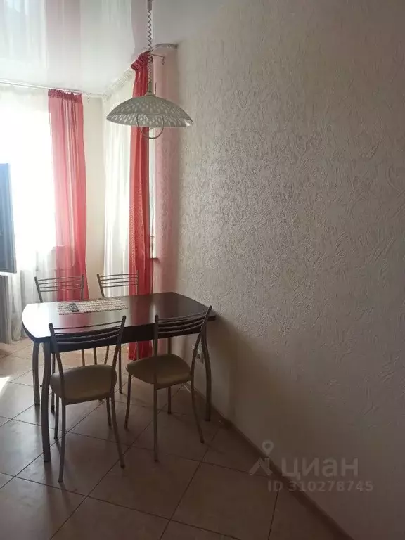 2-к кв. Владимирская область, Владимир ул. Малые Ременники, 11а (77.0 ... - Фото 0