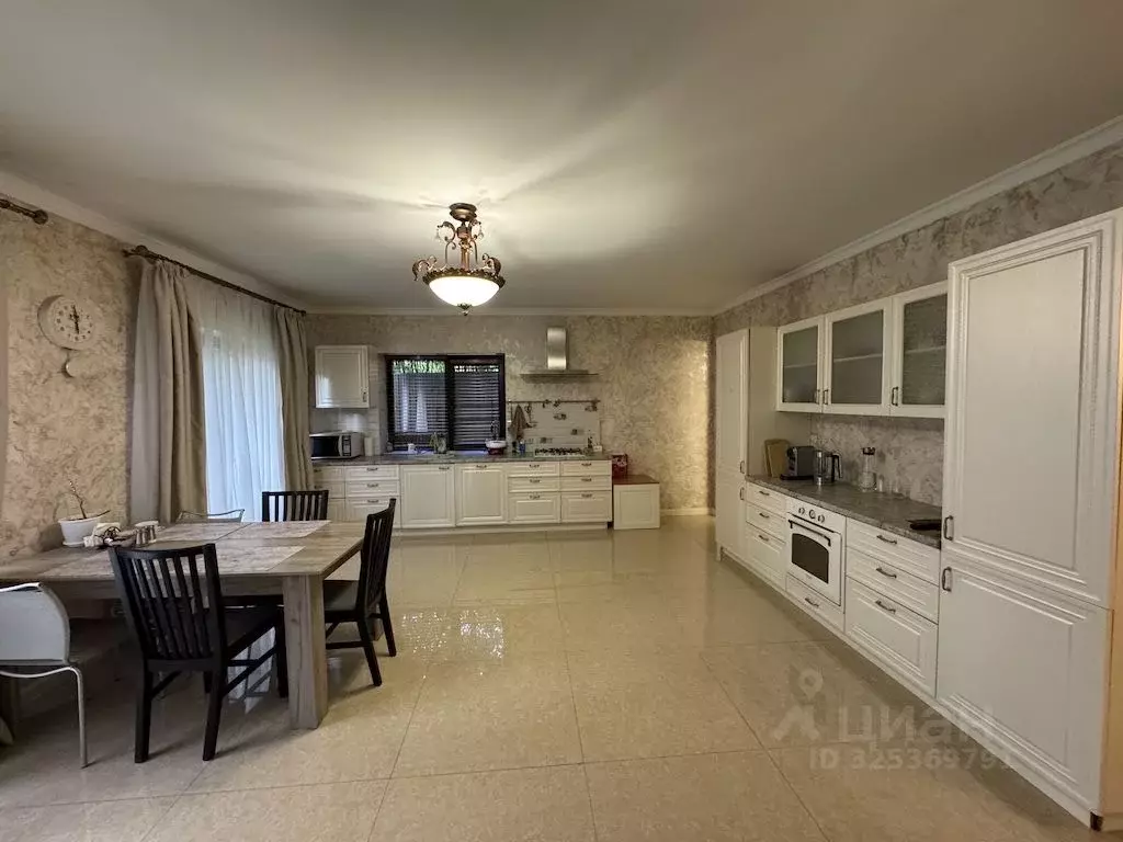 Коттедж в Московская область, Красногорск городской округ, с. ... - Фото 2