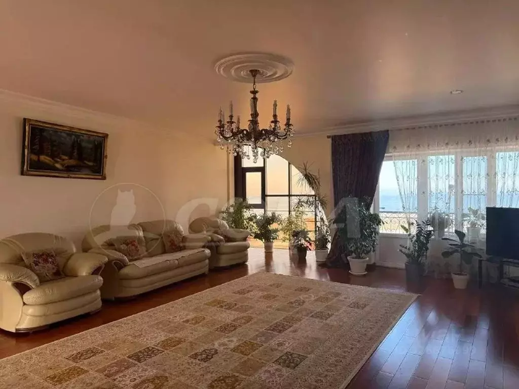 6-к кв. Дагестан, Махачкала ул. Мирзабекова, 35 (220.0 м) - Фото 1