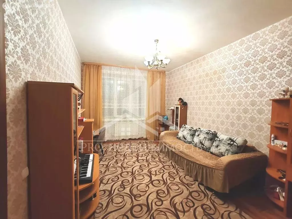 3-комнатная квартира: Нижний Тагил, проспект Вагоностроителей, 16 ... - Фото 1