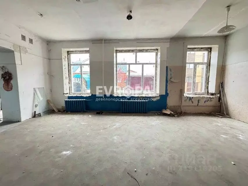 Помещение свободного назначения в Ульяновская область, Ульяновск пер. ... - Фото 1