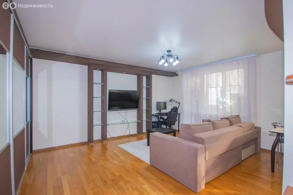 2-комнатная квартира: Екатеринбург, Сиреневый бульвар, 19 (42.9 м) - Фото 2