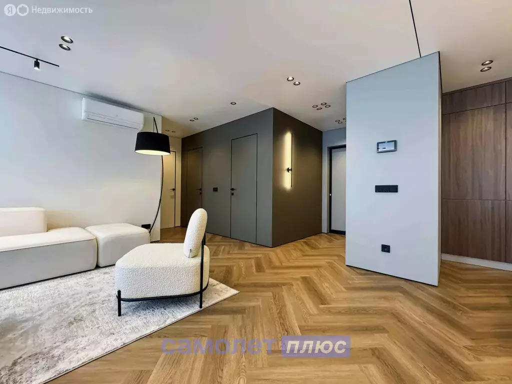 3-комнатная квартира: Чебоксары, улица Энергетиков, 17к1 (94.8 м) - Фото 1