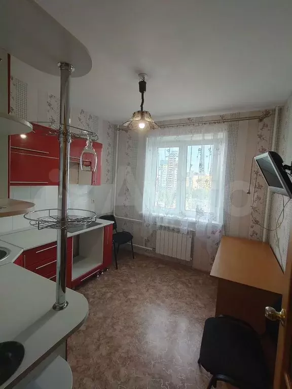 1-к. квартира, 43 м, 8/10 эт. - Фото 1