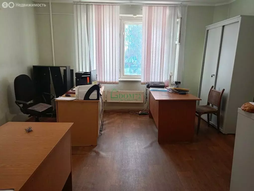 4-комнатная квартира: Тобольск, улица Доронина, 22 (80 м) - Фото 1