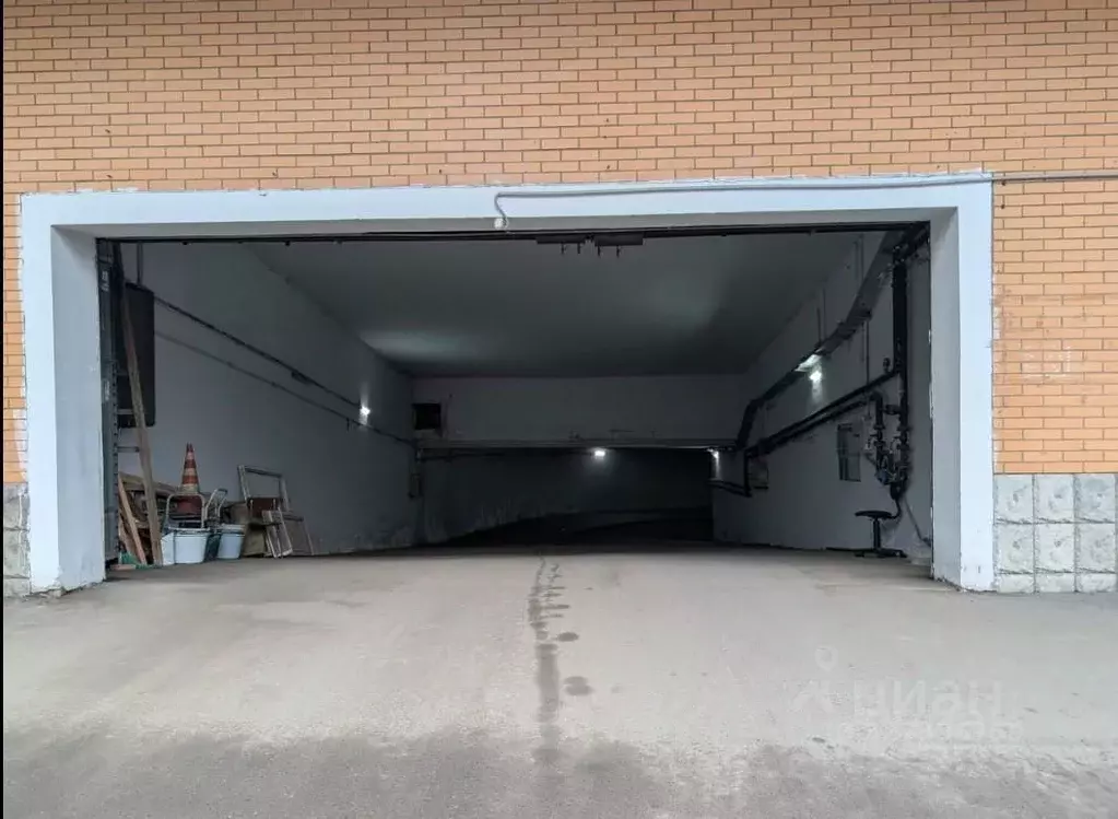 Гараж в Москва ул. Лобачевского, 8 (15 м) - Фото 1