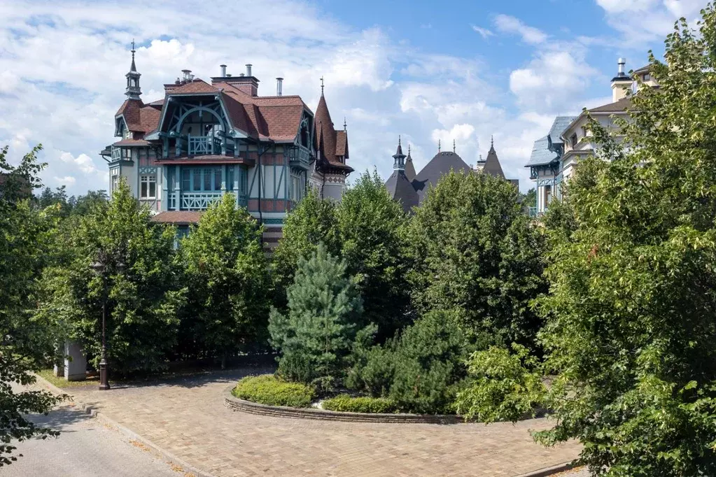 Таунхаус в Московская область, Одинцово ул. Озерная, 114 (728 м) - Фото 1