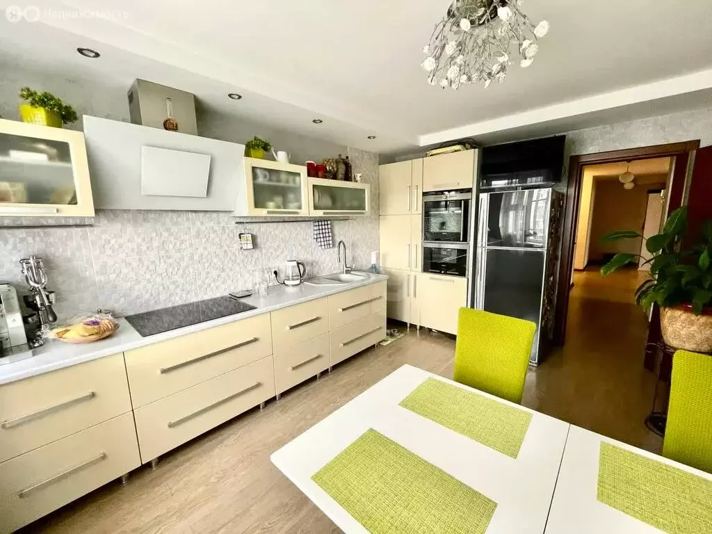 3-комнатная квартира: Сыктывкар, Советская улица, 2/2 (88.6 м) - Фото 1