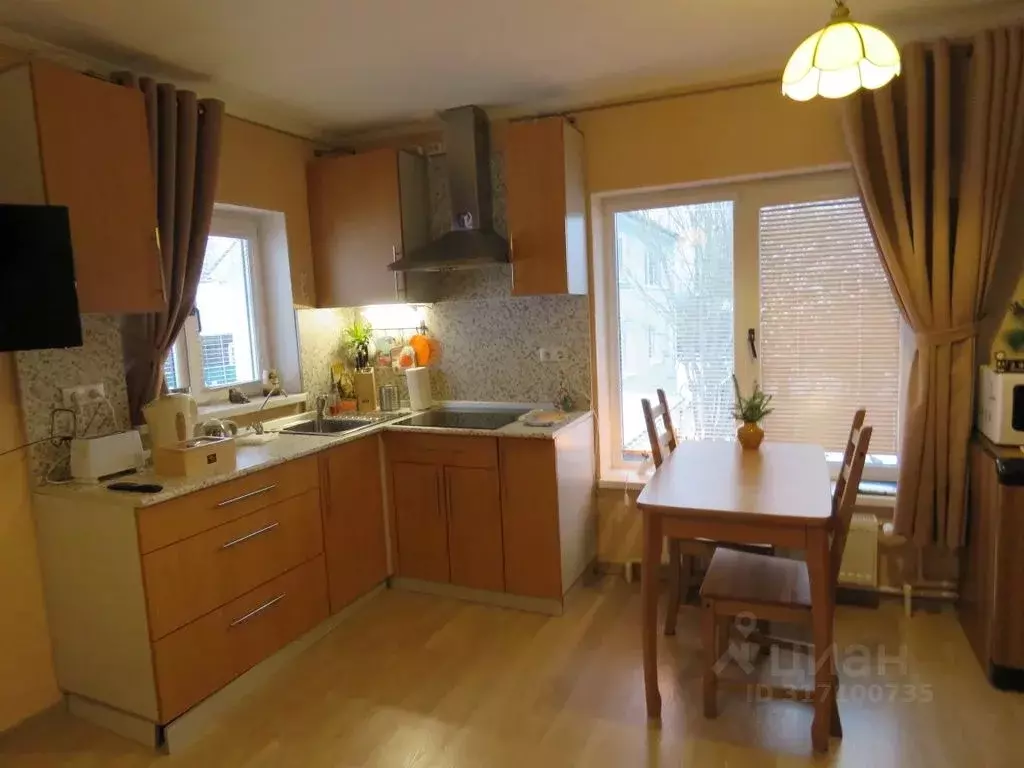 1-к кв. Новгородская область, Валдай ул. Победы, 40А (27.0 м) - Фото 1