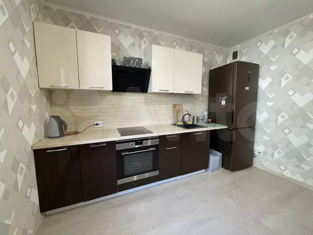 2-к. квартира, 60м, 9/20эт. - Фото 0