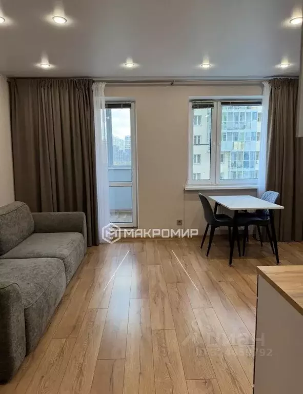 Студия Татарстан, Казань ул. Рауиса Гареева, 109 (29.0 м) - Фото 1