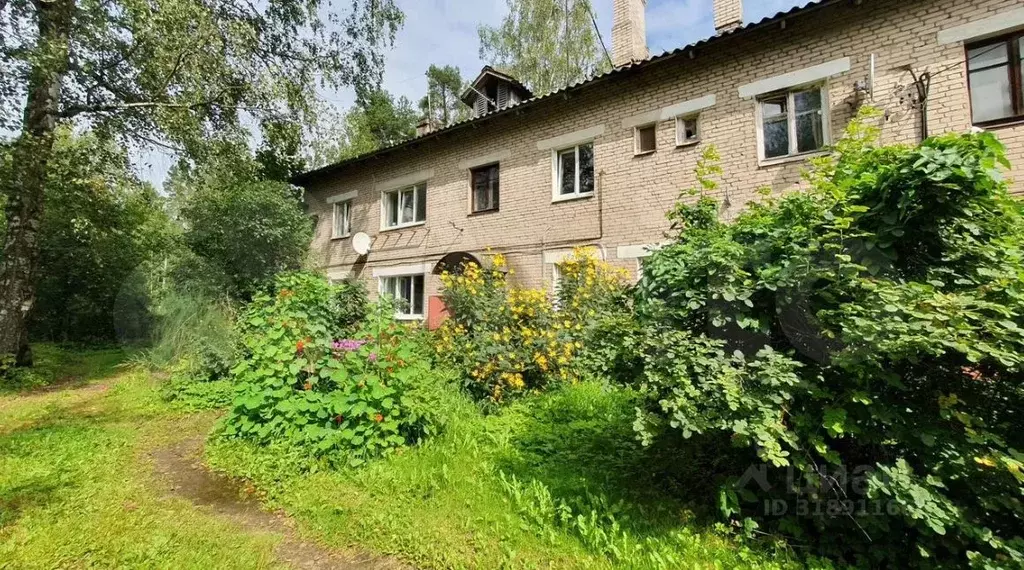 2-к кв. Ленинградская область, Гатчинский район, Вырица городской ... - Фото 0