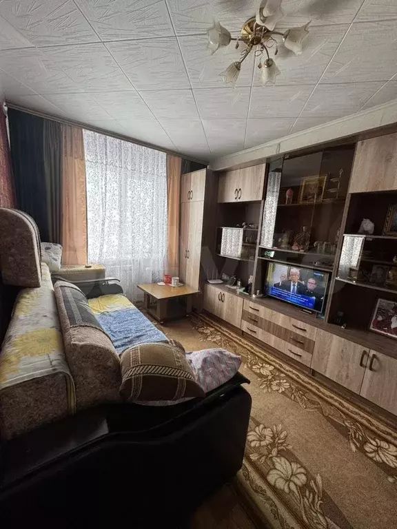 Комната 12,4 м в 4-к., 8/9 эт. - Фото 0