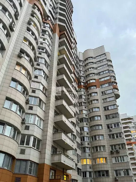 Продается 3-комнатная квартира - Фото 2