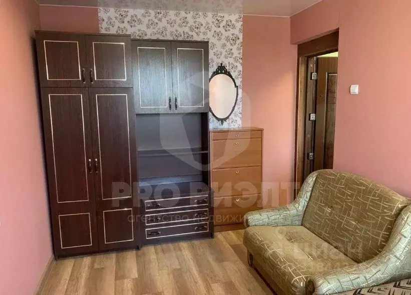 Комната Калининградская область, Калининград Азовская ул., 5 (11.3 м) - Фото 1