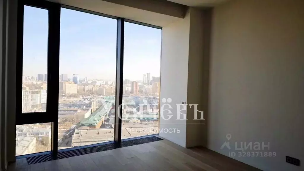 3-к кв. Москва Летниковская ул., 11к1 (83.9 м) - Фото 1