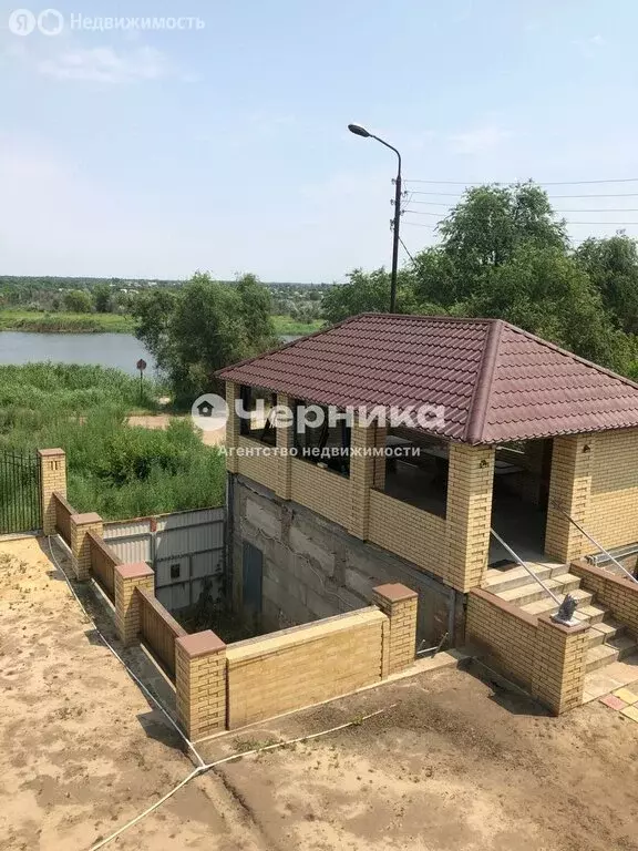 Дом в Каменск-Шахтинский, улица Мусина, 110 (280 м) - Фото 1