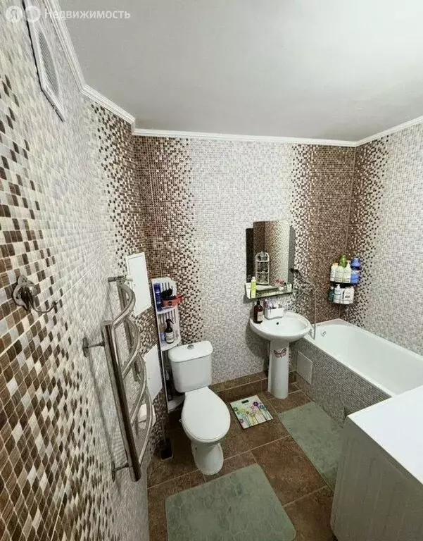 2-комнатная квартира: Феодосия, улица Куйбышева, 57 (54 м) - Фото 1