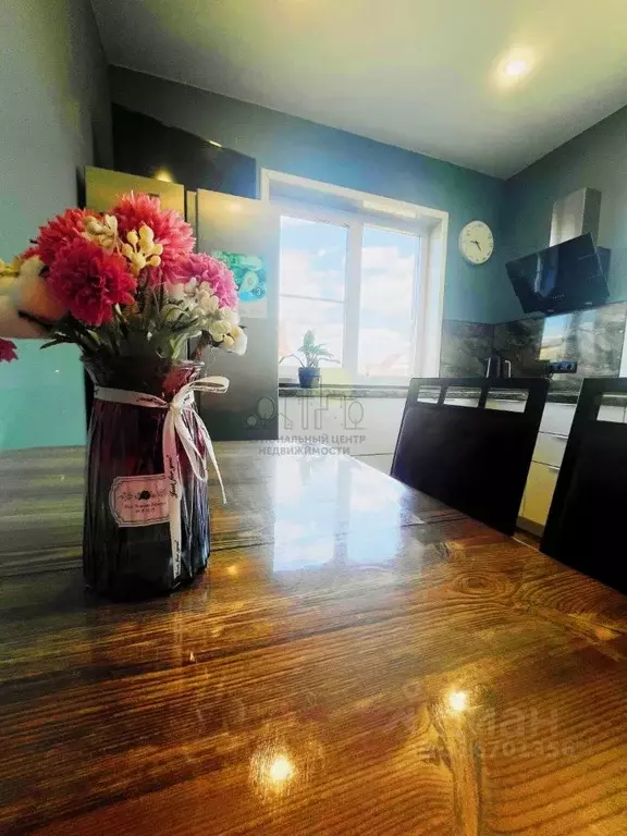 Дом в Иркутская область, Иркутский муниципальный округ, с. Хомутово ... - Фото 1