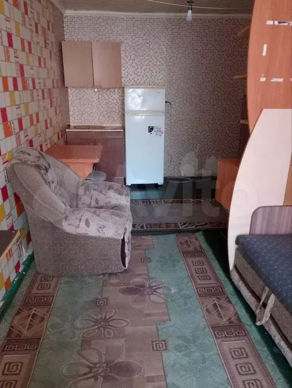 Комната 18 м в 4-к., 5/5 эт. - Фото 0