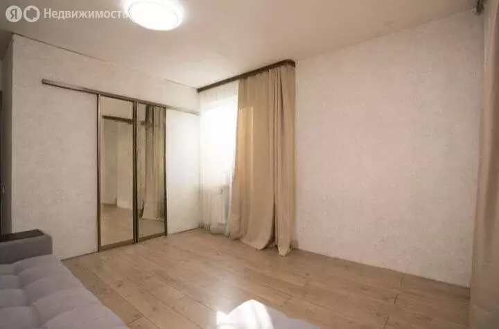 2-комнатная квартира: Сочи, улица Худякова, 7 (63 м) - Фото 1