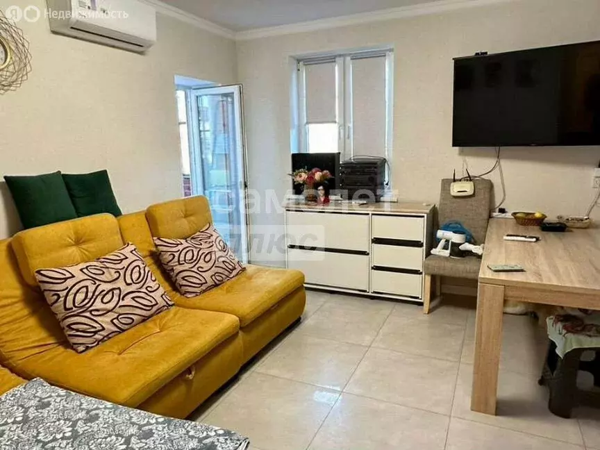 3-комнатная квартира: Геленджик, улица Островского, 105Б (86.5 м) - Фото 0