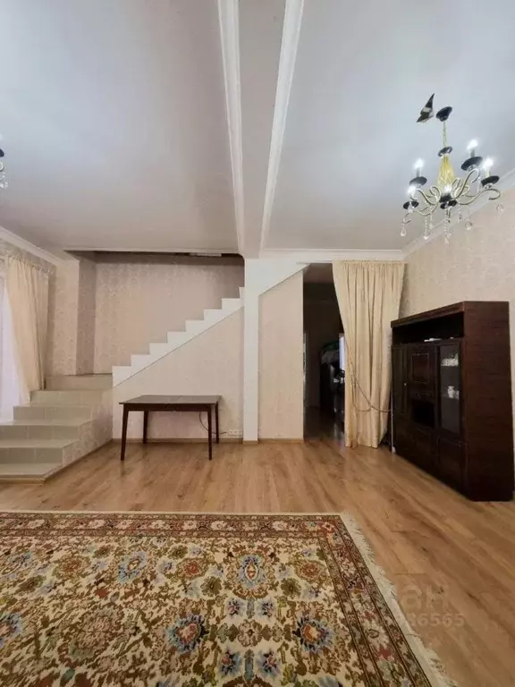 Дом в Краснодарский край, Краснодар ул. Имени И.К. Кожанова, 25 (130 ... - Фото 2