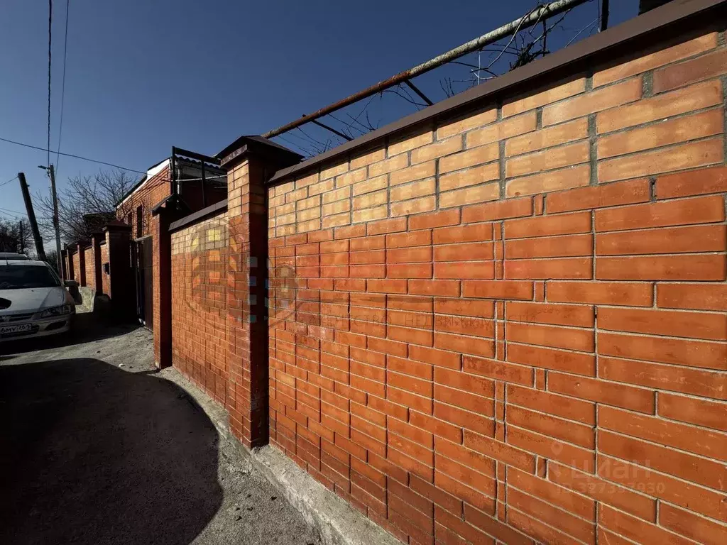 Дом в Ростовская область, Аксай ул. Демьяна Бедного, 29 (50 м) - Фото 1