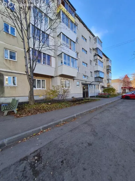 2-комнатная квартира: Каменск-Уральский, микрорайон Октябрьский, улица ... - Фото 1