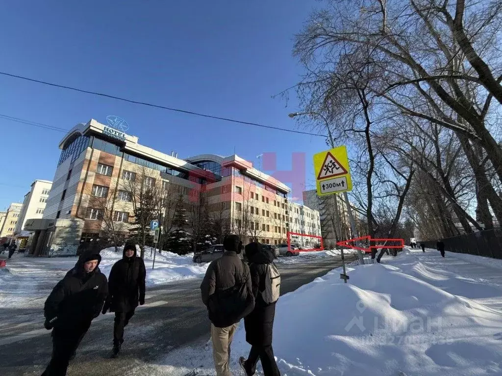 Торговая площадь в Свердловская область, Екатеринбург ул. Коминтерна, ... - Фото 1