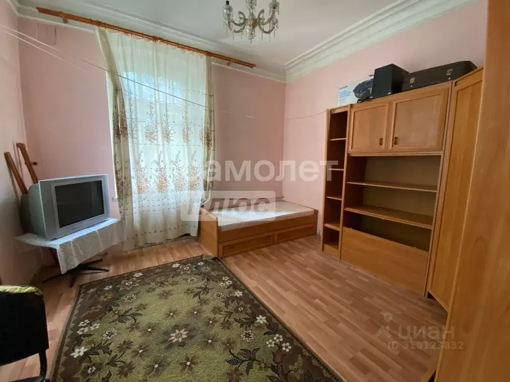 3-к кв. Московская область, Наро-Фоминск ул. Калинина, 2 (81.2 м) - Фото 1