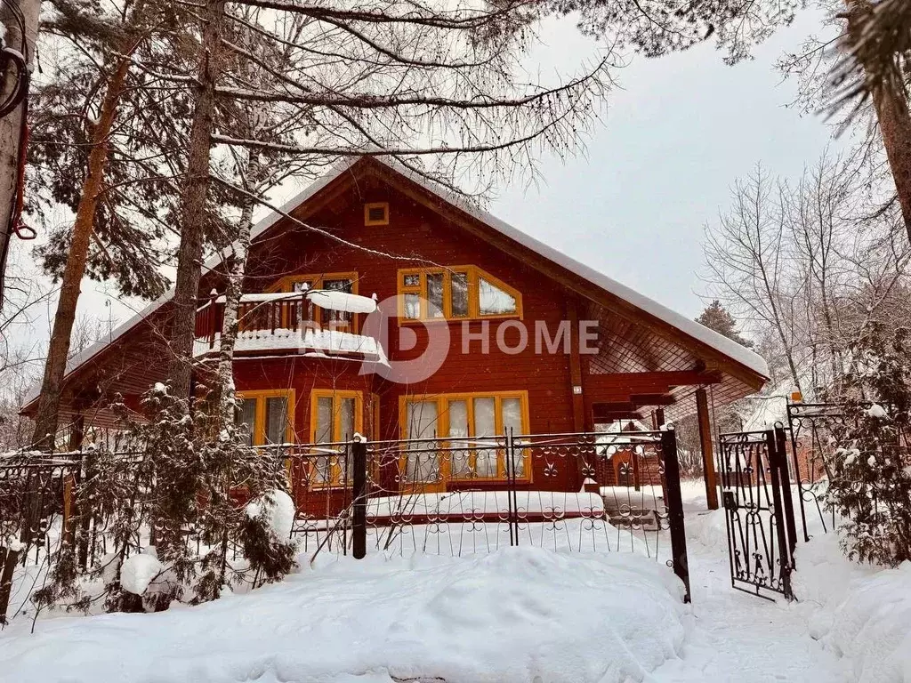 Дом в Пермский край, Пермь ул. 5-я Линия, 33 (181 м) - Фото 1