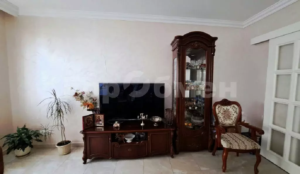 Продается 3-комнатная квартира - Фото 1