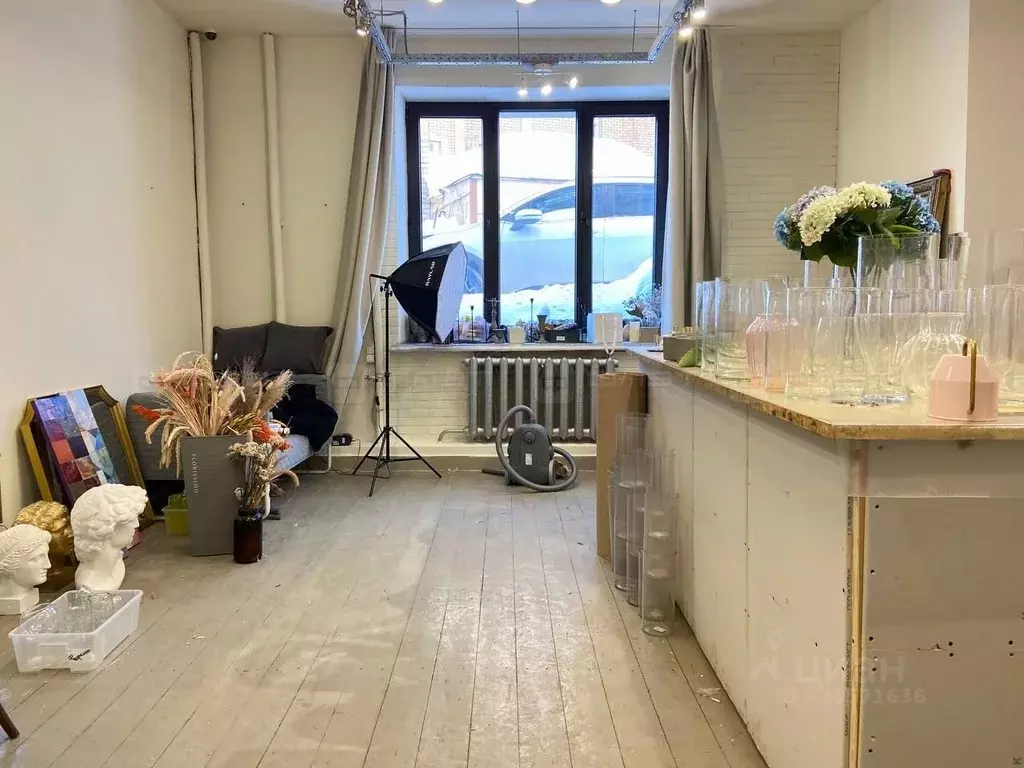 Помещение свободного назначения в Татарстан, Казань ул. Толстого, 1 ... - Фото 1