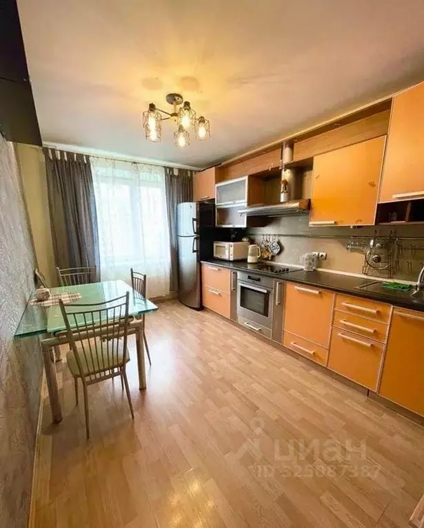 2-к кв. Свердловская область, Екатеринбург ул. Электриков, 27 (64.4 м) - Фото 1