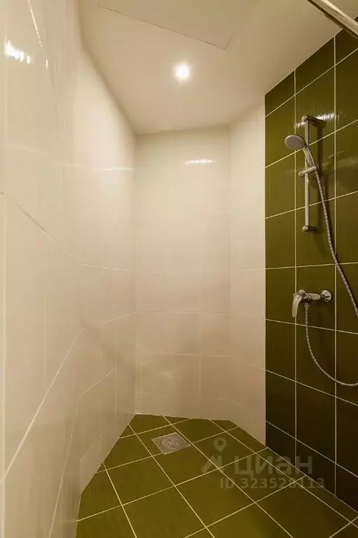 Комната Ленинградская область, Гатчина ул. Горького, 21 (17.0 м) - Фото 2