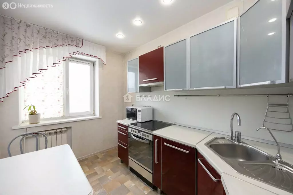 2-комнатная квартира: Благовещенск, улица Калинина, 127 (49.1 м) - Фото 2