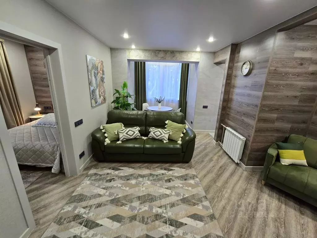 2-к кв. Краснодарский край, Сочи ул. Конституции СССР, 12 (44.0 м) - Фото 2