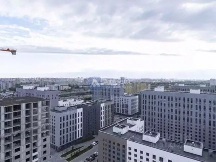 Студия Тюменская область, Тюмень ул. Республики, 204к5 (27.3 м) - Фото 1