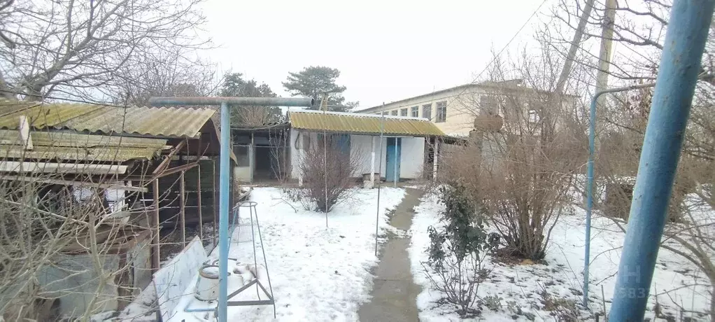 Дом в Крым, Советский район, с. Дмитровка ул. 30 лет Победы, 37 (102 ... - Фото 2