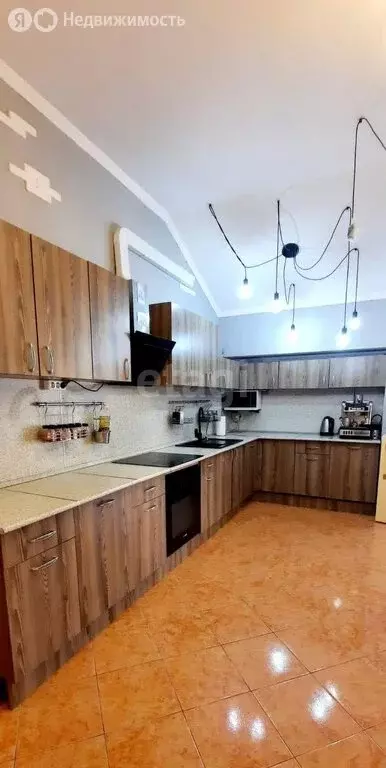 4-комнатная квартира: село Южная Озереевка, улица Свободы, 69 (93 м) - Фото 1