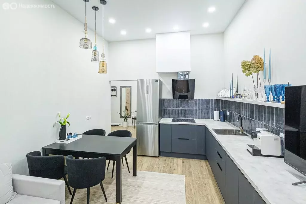 2-комнатная квартира: Петергоф, Чичеринская улица, 2 (66.6 м) - Фото 2