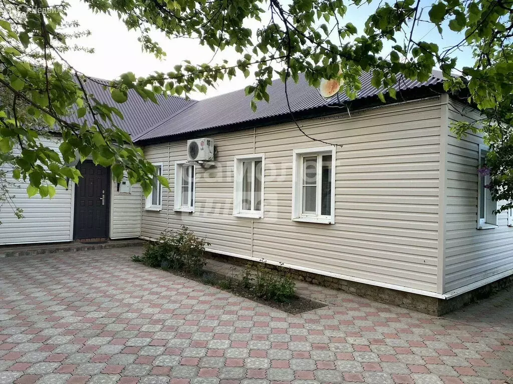 Дом в станица Новощербиновская, улица Фрунзе, 24 (93.7 м) - Фото 0